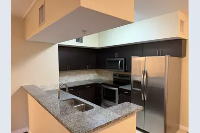 7085 Merganser Court #2105, Lake Worth, FL 33463 - Photo 4