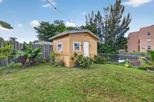 9877 NW 26th Pl, Sunrise, FL 33322 - Photo 28