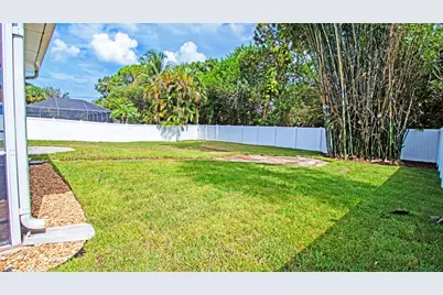 8804 SE Jardin Street, Hobe Sound, FL 33455 - Photo 8
