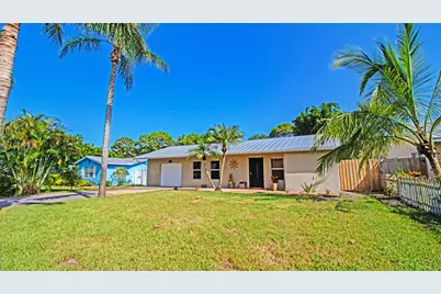 8804 SE Jardin Street, Hobe Sound, FL 33455 - Photo 4