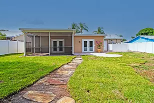 8804 SE Jardin St, Hobe Sound, FL 33455 - Photo 14