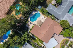 1824 SE 23rd Dr, Fort Lauderdale, FL 33316 - Photo 4