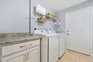 2300 Canoe Creek Ln, Fort Pierce, FL 34981 - Photo 24
