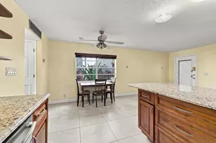 447 Burgundy J, Delray Beach, FL 33484 - Photo 14
