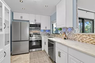 2822 SW Natura Blvd, Deerfield Beach, FL 33441 - Photo 10