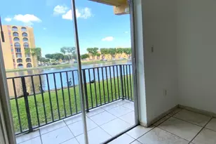 4709 NW 7th St, Miami, FL 33126 - Photo 4