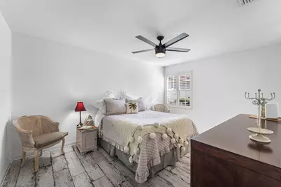 2689 Livingston Lane, West Palm Beach, FL 33411 - Photo 20