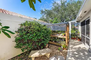 2689 Livingston Ln, West Palm Beach, FL 33411 - Photo 30