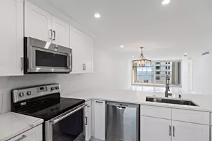 911 Ocean Dr, Juno Beach, FL 33408 - Photo 10