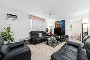 1787 NE 49th St, Pompano Beach, FL 33064 - Photo 4
