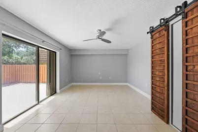 236 Charter Way, West Palm Beach, FL 33407 - Photo 2