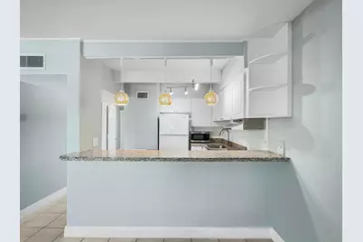 2124 NE 5th Avenue #209, Wilton Manors, FL 33305 - Photo 14