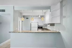 2124 NE 5th Ave, Wilton Manors, FL 33305 - Photo 14
