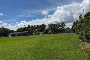 4041 SW 52nd St, Dania Beach, FL 33314 - Photo 2