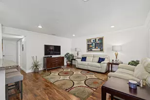 379 Capri H, Delray Beach, FL 33484 - Photo 10