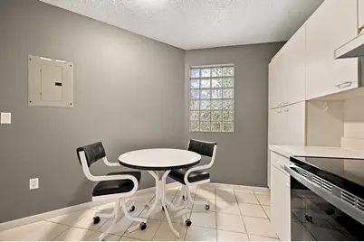 4400 NW 30th Street #327, Coconut Creek, FL 33066 - Photo 8