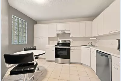 4400 NW 30th Street #327, Coconut Creek, FL 33066 - Photo 6