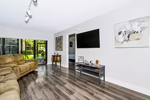 9505 NW 2nd Pl, Coral Springs, FL 33071 - Photo 2
