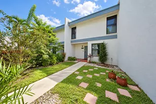 9240 NW 14th St, Pembroke Pines, FL 33024 - Photo 2
