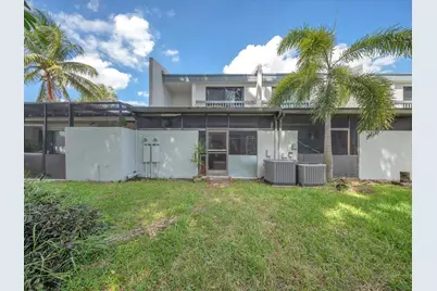 9240 NW 14th Street, Pembroke Pines, FL 33024 - Photo 24