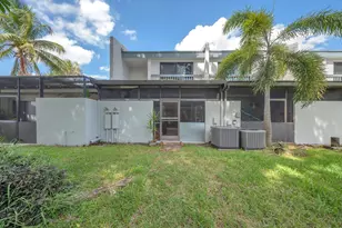 9240 NW 14th St, Pembroke Pines, FL 33024 - Photo 24