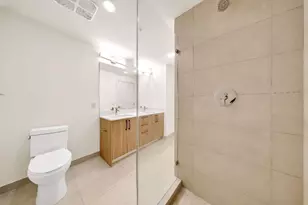 4301 NW 7th St, Miami, FL 33126 - Photo 8