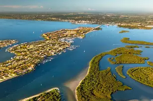 30 Harbour Isle Dr W, Fort Pierce, FL 34949 - Photo 6