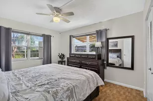 324 Chatham P, West Palm Beach, FL 33417 - Photo 10
