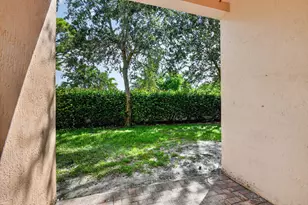 1006 Seminole Palms Dr, Greenacres, FL 33463 - Photo 32