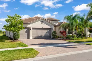 11965 SW Sandy Bay Cir, Port Saint Lucie, FL 34987 - Photo 2