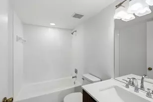3930 Village Dr, Delray Beach, FL 33445 - Photo 20