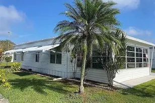 21 Flores Way, Port Saint Lucie, FL 34952 - Photo 4