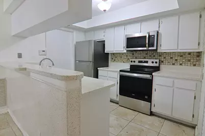 1211 SW 74th Avenue, North Lauderdale, FL 33068 - Photo 6