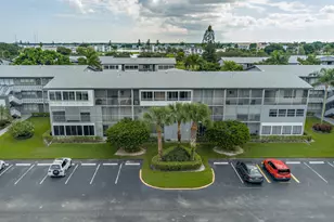 203 Suffolk E, Boca Raton, FL 33434 - Photo 16