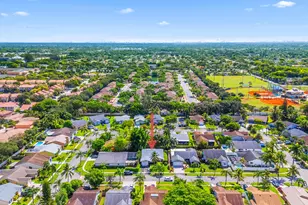 5318 NW 93rd Ave, Sunrise, FL 33351 - Photo 4