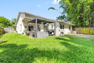 5318 NW 93rd Ave, Sunrise, FL 33351 - Photo 20