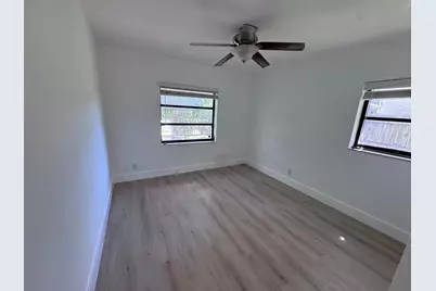 400 47th Street, West Palm Beach, FL 33407 - Photo 12