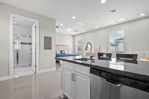 5017 Grandiflora Rd, Palm Beach Gardens, FL 33418 - Photo 34