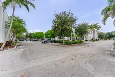 5114 Okeechobee Boulevard #207, West Palm Beach, FL 33417 - Photo 4