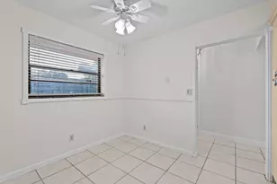 6085 N Sabal Palm Blvd, Tamarac, FL 33319 - Photo 16