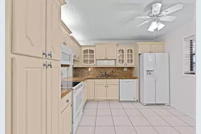6085 N Sabal Palm Boulevard #107, Tamarac, FL 33319 - Photo 14