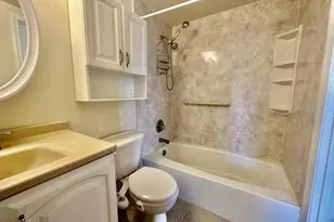 141 Coventry F, West Palm Beach, FL 33417 - Photo 4