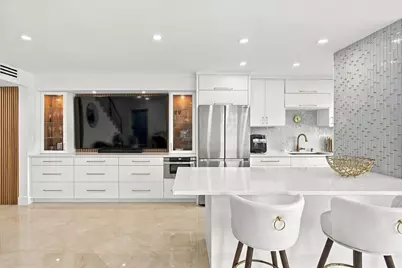 180 Isle Of Venice Drive #102, Fort Lauderdale, FL 33301 - Photo 8