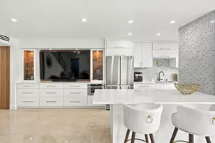 180 Isle Of Venice Dr, Fort Lauderdale, FL 33301 - Photo 8