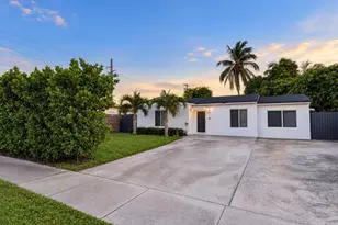 510 NW 108th St, Miami, FL 33168 - Photo 1