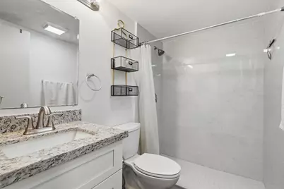 209 Brighton E, Boca Raton, FL 33434 - Photo 18