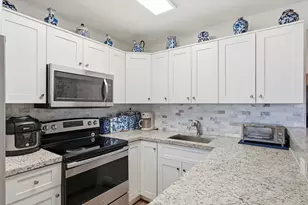 209 Brighton E, Boca Raton, FL 33434 - Photo 6