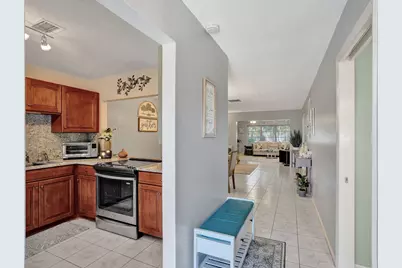 2886 Fernley Drive E #48, West Palm Beach, FL 33415 - Photo 8