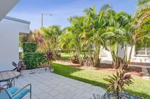 2886 Fernley Dr E, West Palm Beach, FL 33415 - Photo 38