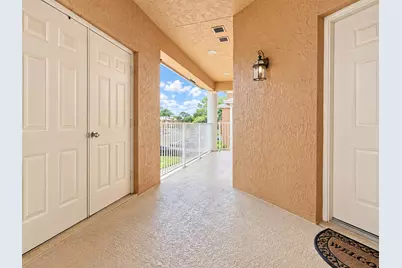 8358 Mulligan Circle, Port Saint Lucie, FL 34986 - Photo 4